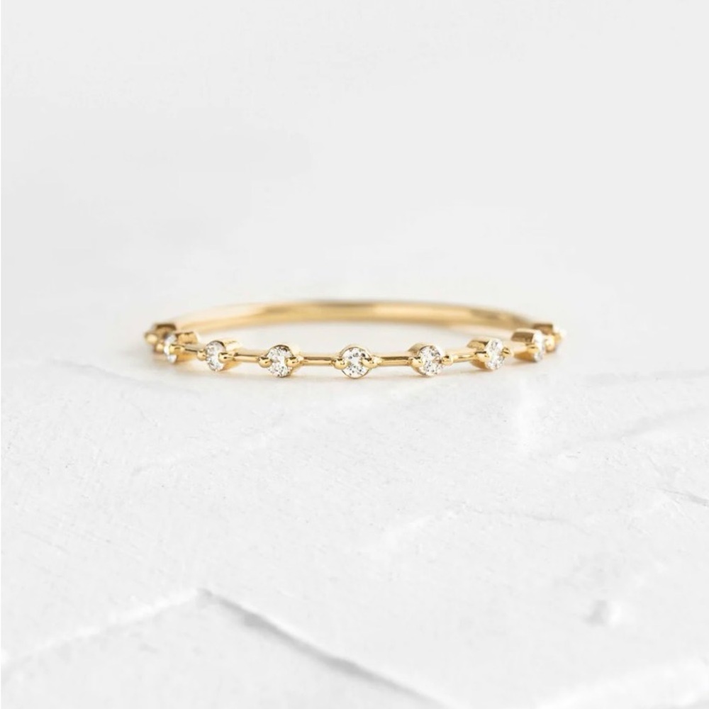 Melanie Casey Petite Diamond Distance Band size 5.5